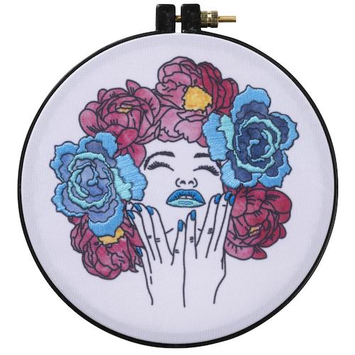 Kit broderie traditionnelle - flower power